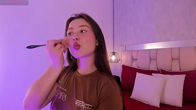 Roxie-Summers11 online show from March 2025 07:37:01 PM