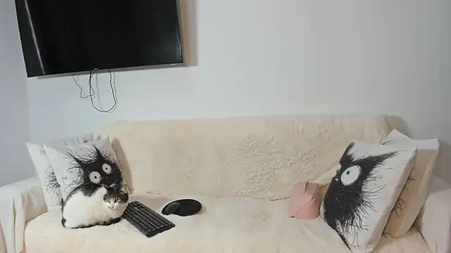 Emma Jnes online show from February 2025 09:37:02 PM