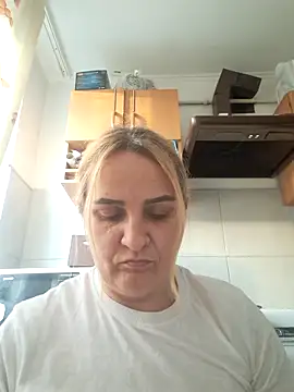 Malichkaanna30 online show from December 2025 01:20:02 PM