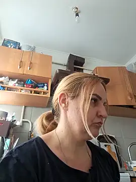 Malichkaanna30 online show from February 2026 11:48:02 AM