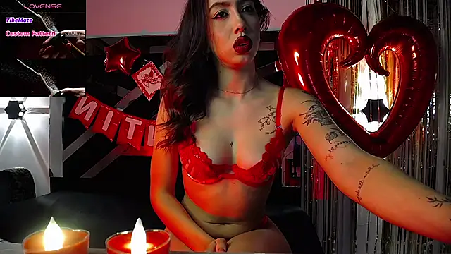 scarlett buttock online show from February 2025 02:23:01 PM