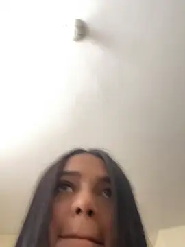 evely coelloo online show from March 2025 08:09:02 PM