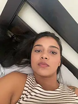 evely coelloo online show from March 2025 10:21:02 PM