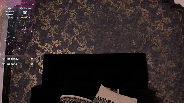 Isa Little Star online show from February 2025 02:44:02 PM