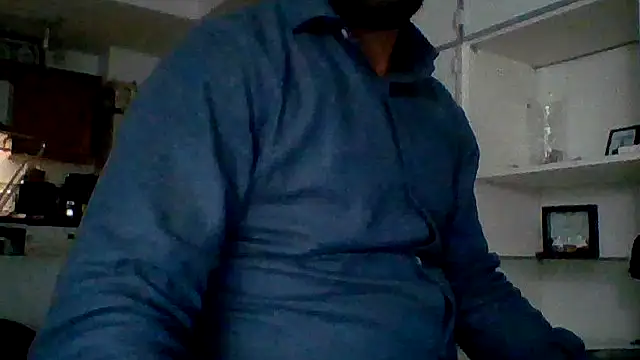 Snapshot of bobotatto chatting on April 2026 09:46:01 PM bobotatto online show from April 2026 09:46:01 PM