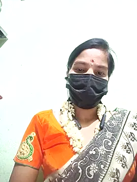 Snapshot of anusiya01 chatting on September 2025 05:51:02 PM anusiya01 online show from September 2025 05:51:02 PM