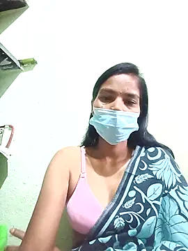 Snapshot of anusiya01 chatting on November 2025 02:33:01 AM anusiya01 online show from November 2025 02:33:01 AM