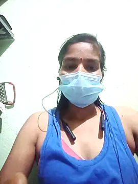 anusiya01 online show from December 2025 04:27:01 PM