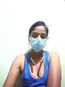 anusiya01 online show from December 2025 04:02:02 PM