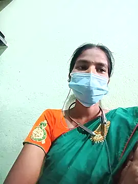 anusiya01 online show from December 2025 03:46:02 AM