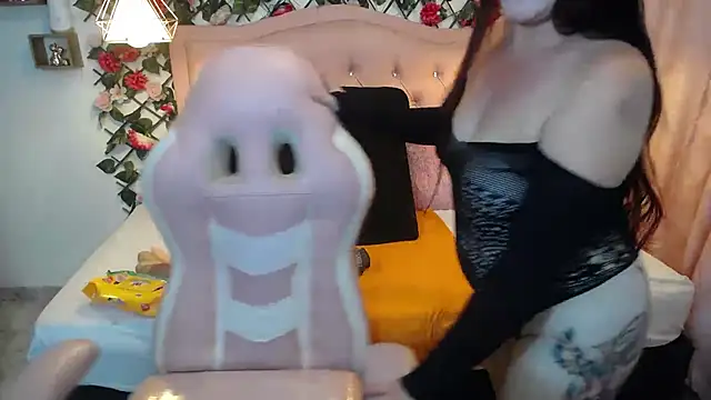 ElizabethSweet  online show from January 2025 07:24:01 PM