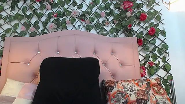 Snapshot of ElizabethSweet_ chatting on April 2026 08:57:02 PM ElizabethSweet online show from April 2026 08:57:02 PM