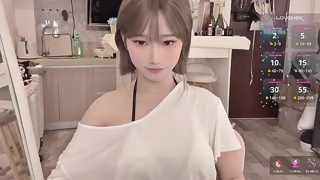 Snapshot of -XunMengLong- chatting on March 2025 05:08:02 PM -XunMengLong- online show from March 2025 05:08:02 PM