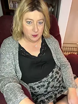 BookBabe27 online show from December 2024 04:09:01 AM