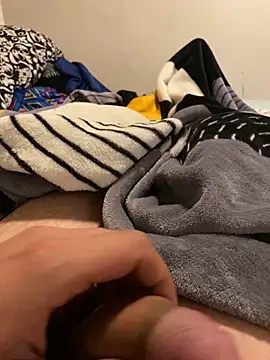 Snapshot of thums909 chatting on December 2025 05:49:02 AM thums909 online show from December 2025 05:49:02 AM