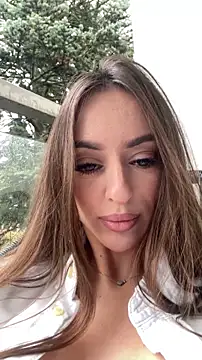 tina akira online show from November 2025 11:11:02 AM