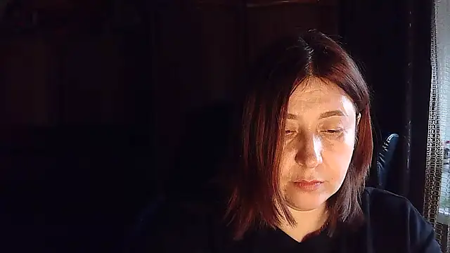 Snapshot of FiireTaliia chatting on January 2025 01:06:02 PM FiireTaliia online show from January 2025 01:06:02 PM