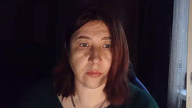 Snapshot of FiireTaliia chatting on January 2025 12:21:01 PM FiireTaliia online show from January 2025 12:21:01 PM