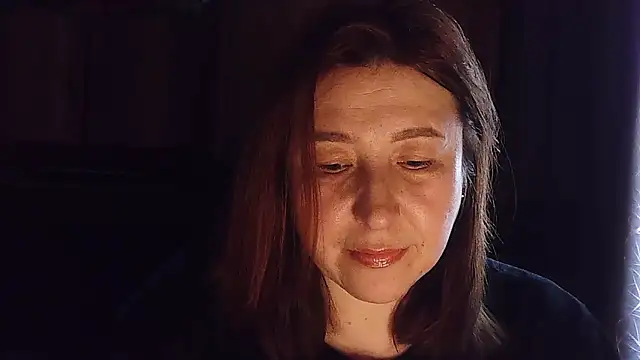 Snapshot of FiireTaliia chatting on March 2025 12:45:01 PM FiireTaliia online show from March 2025 12:45:01 PM