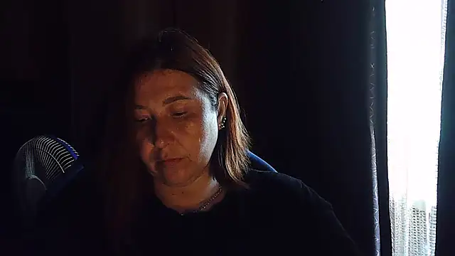 Snapshot of FiireTaliia chatting on September 2025 10:37:01 AM FiireTaliia online show from September 2025 10:37:01 AM