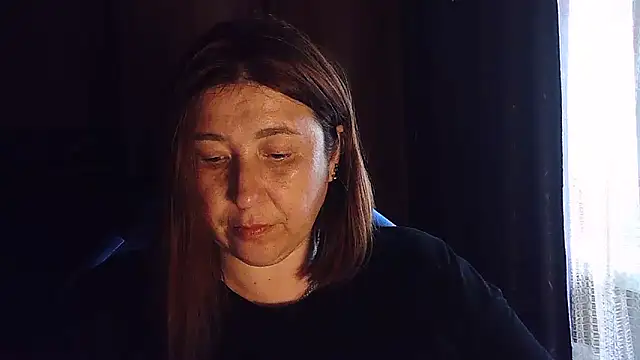 Snapshot of FiireTaliia chatting on September 2025 11:44:02 AM FiireTaliia online show from September 2025 11:44:02 AM