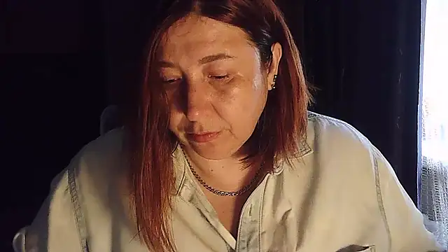 Snapshot of FiireTaliia chatting on September 2025 08:27:02 AM FiireTaliia online show from September 2025 08:27:02 AM