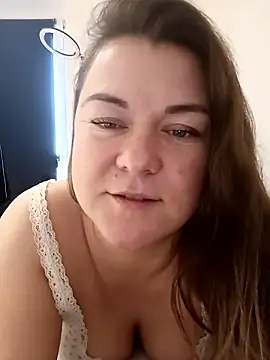 LunikaLunaX online show from January 2026 07:34:01 AM