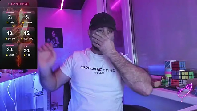 Snapshot of MAGABEAR077 chatting on November 2025 01:34:02 PM MAGABEAR077 online show from November 2025 01:34:02 PM