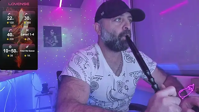 Snapshot of MAGABEAR077 chatting on November 2025 07:47:01 PM MAGABEAR077 online show from November 2025 07:47:01 PM