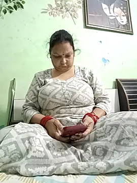 Kavya kapoor online show from November 2025 05:13:02 PM