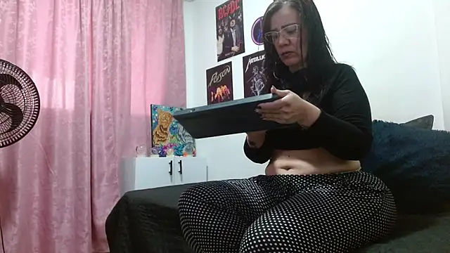 Snapshot of scarlett__morgan chatting on October 2025 01:15:02 PM scarlett morgan online show from October 2025 01:15:02 PM