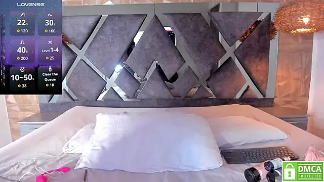 Snapshot of Rose_Evans__ chatting on December 2025 05:24:02 AM Rose Evans online show from December 2025 05:24:02 AM