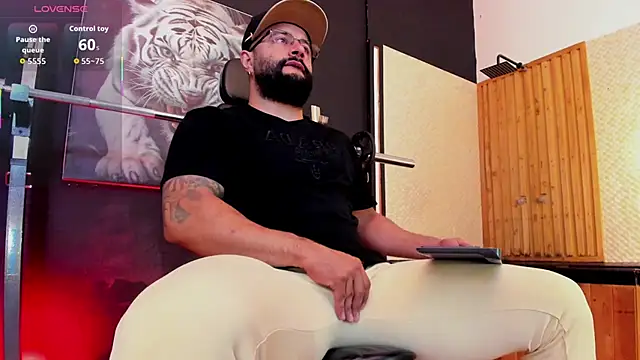 Luke  09 online show from November 2025 11:32:02 AM