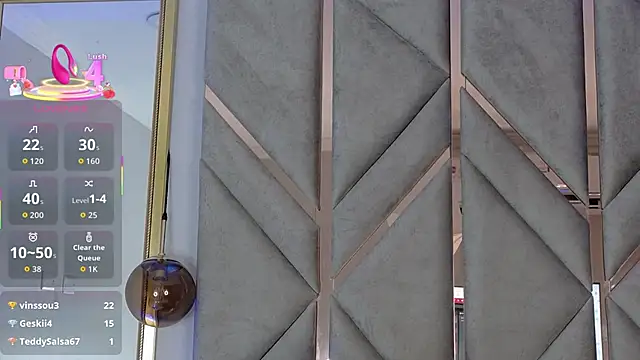 Snapshot of Lola_King chatting on October 2025 01:08:02 AM Lola King online show from October 2025 01:08:02 AM