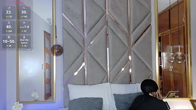 Snapshot of Lola_King chatting on October 2025 11:39:02 PM Lola King online show from October 2025 11:39:02 PM