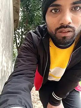 Snapshot of Fucker_boy_1 chatting on January 2025 04:57:02 AM Fucker boy 1 online show from January 2025 04:57:02 AM