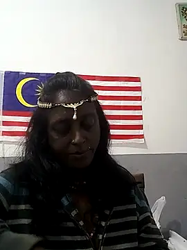 mamakarma1403 online show from November 2025 01:15:01 AM