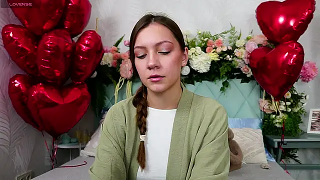 Snapshot of AliceBrayan chatting on February 2026 05:08:01 PM AliceBrayan online show from February 2026 05:08:01 PM