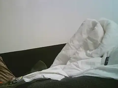 PocoLoco420 online show from October 2025 09:32:02 PM