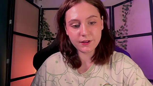 Snapshot of Diana_Flower chatting on July 2026 10:32:02 AM Diana Flower online show from July 2026 10:32:02 AM