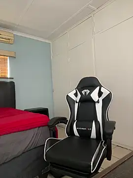 Candy Love 18 online show from September 2025 07:19:02 AM