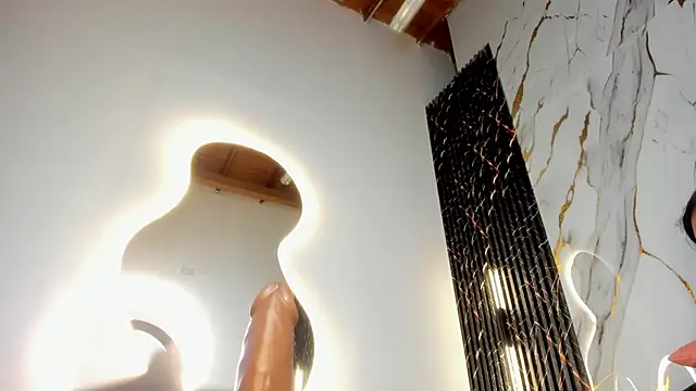 ebony hot1 online show from November 2025 01:44:02 PM