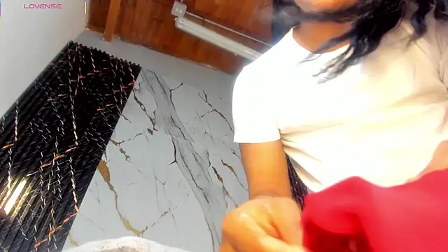 ebony hot1 online show from November 2025 02:28:01 PM