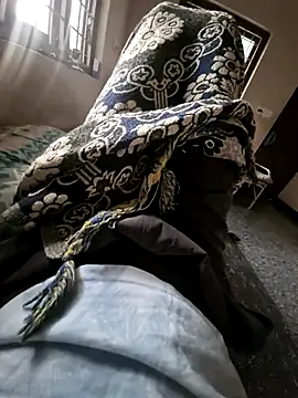 Snapshot of Yours_daddy6728 chatting on November 2025 12:16:02 PM Yours daddy6728 online show from November 2025 12:16:02 PM