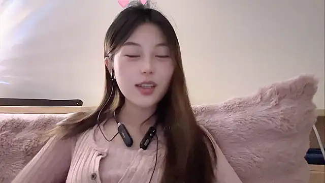 Snapshot of Sweet-Angel999 chatting on February 2026 09:30:01 PM Sweet-Angel999 online show from February 2026 09:30:01 PM