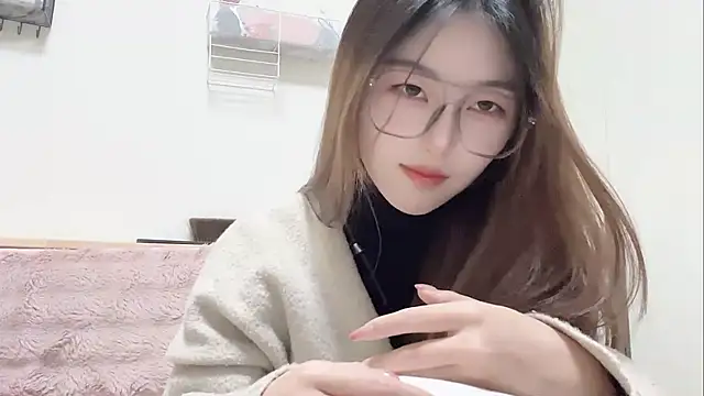 Snapshot of Sweet-Angel999 chatting on February 2026 12:56:02 PM Sweet-Angel999 online show from February 2026 12:56:02 PM