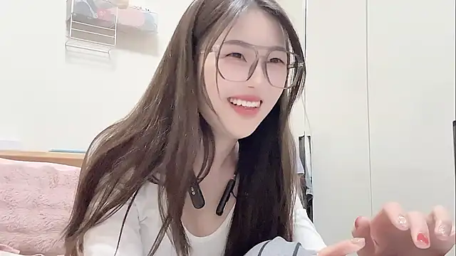 Snapshot of Sweet-Angel999 chatting on March 2026 04:46:02 PM Sweet-Angel999 online show from March 2026 04:46:02 PM