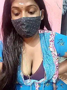 Snapshot of Renuma chatting on January 2025 10:06:01 AM Renuma online show from January 2025 10:06:01 AM