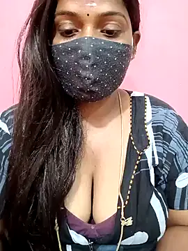 Snapshot of Renuma chatting on January 2025 04:48:02 AM Renuma online show from January 2025 04:48:02 AM