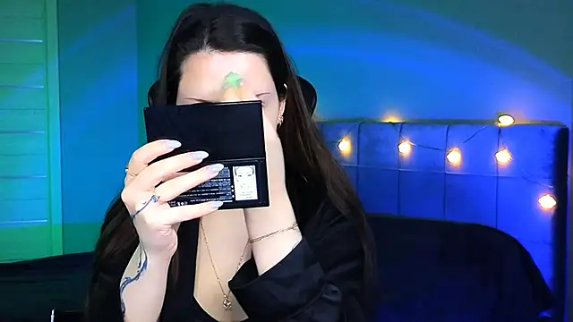 Stacy Gonzales  online show from March 2025 06:41:01 AM